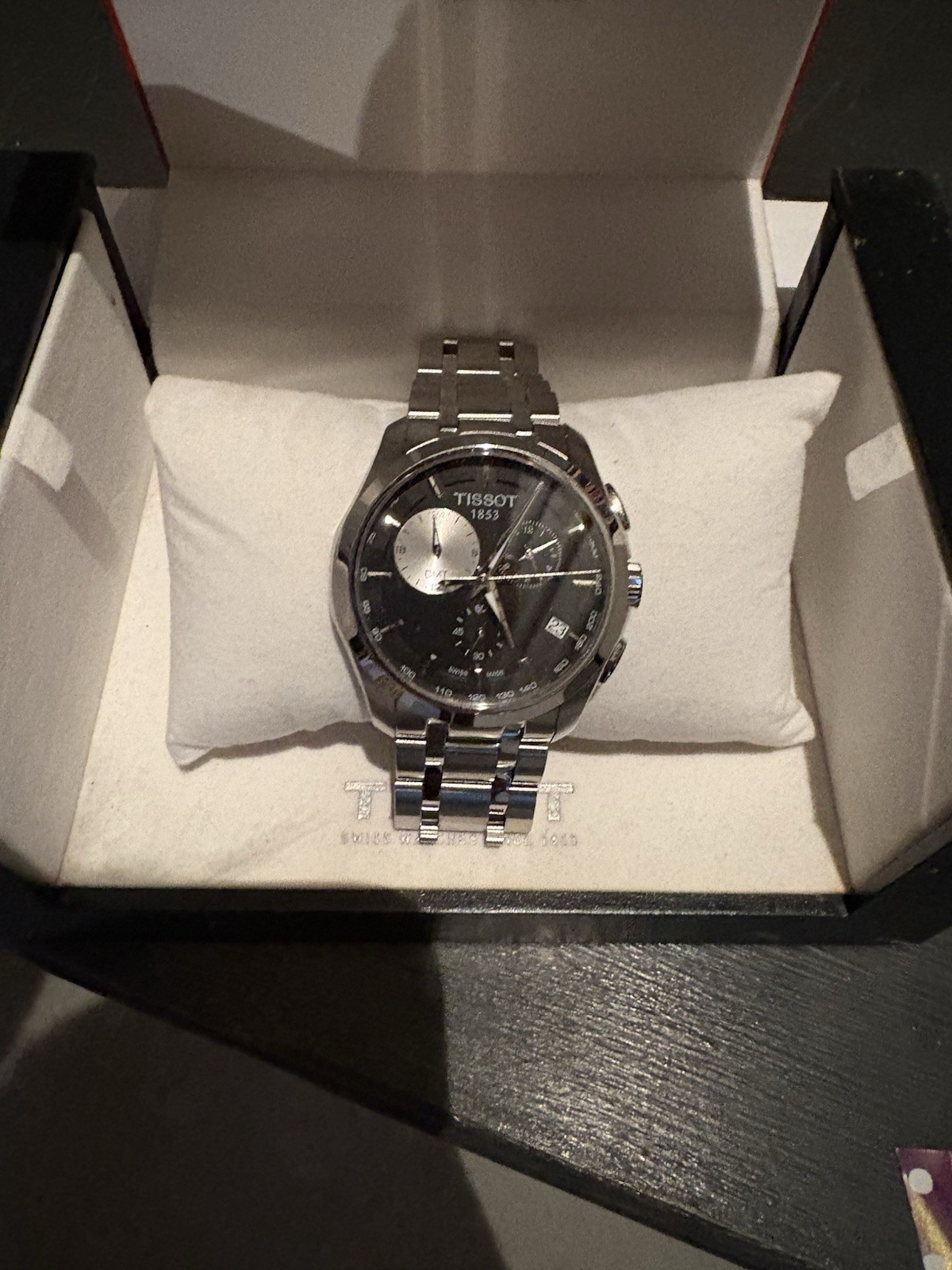Tissot Couturier Chronograph montre homme neuve jamais portée avec boîte collector et papiers