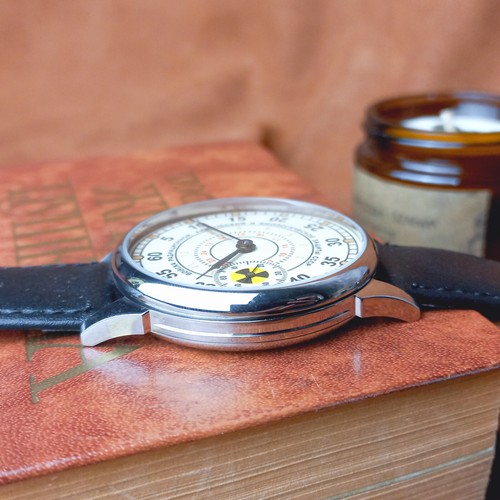 Vintage Wristwatch Marriage Chemical Protection Soviet Men's Watch Serviced - Picture 7 of 11