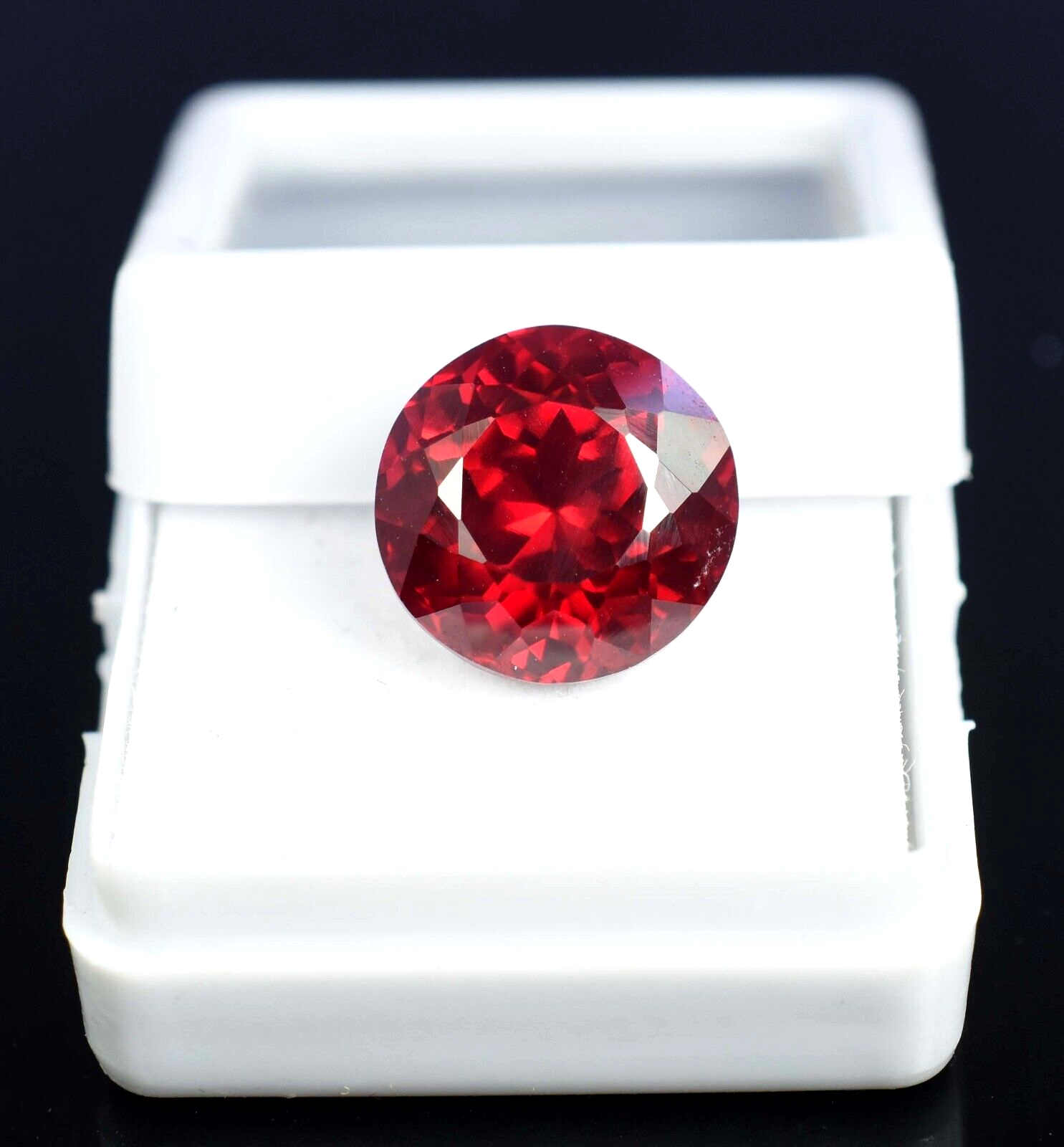 Rubis Naturel Rond De 1,11 Carats, Madagascar, Couleur Rouge, Chauffé - Neuf Avec Certificat