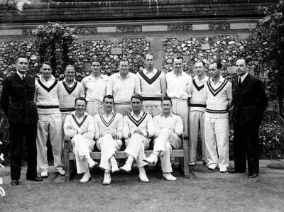 Australia team group featuring Keith Miller Cricket Old Photo
