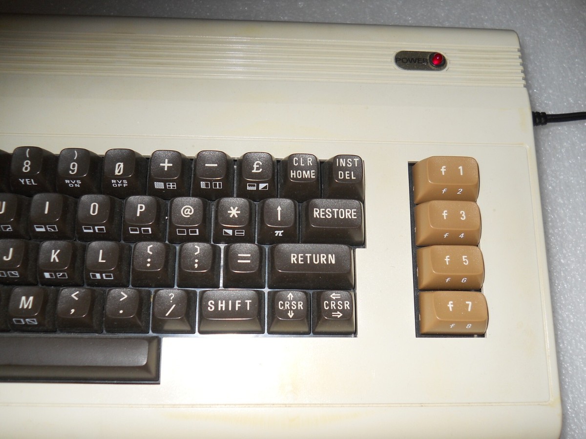 Commodore Vic-20 Computer - with 8K Ram Expansion Port