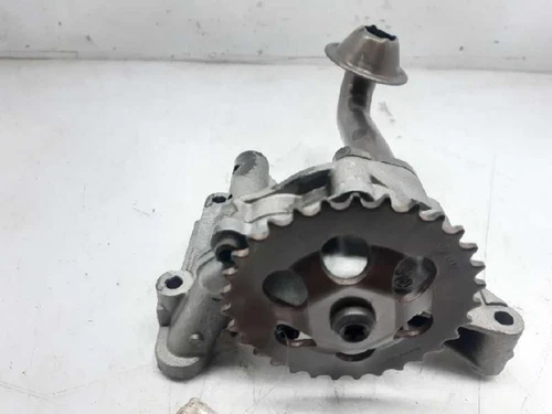 06A115105B Pompa Olio per VOLKSWAGEN POLO IV (9N1) Match 2005 4621839 - Afbeelding 1 van 10