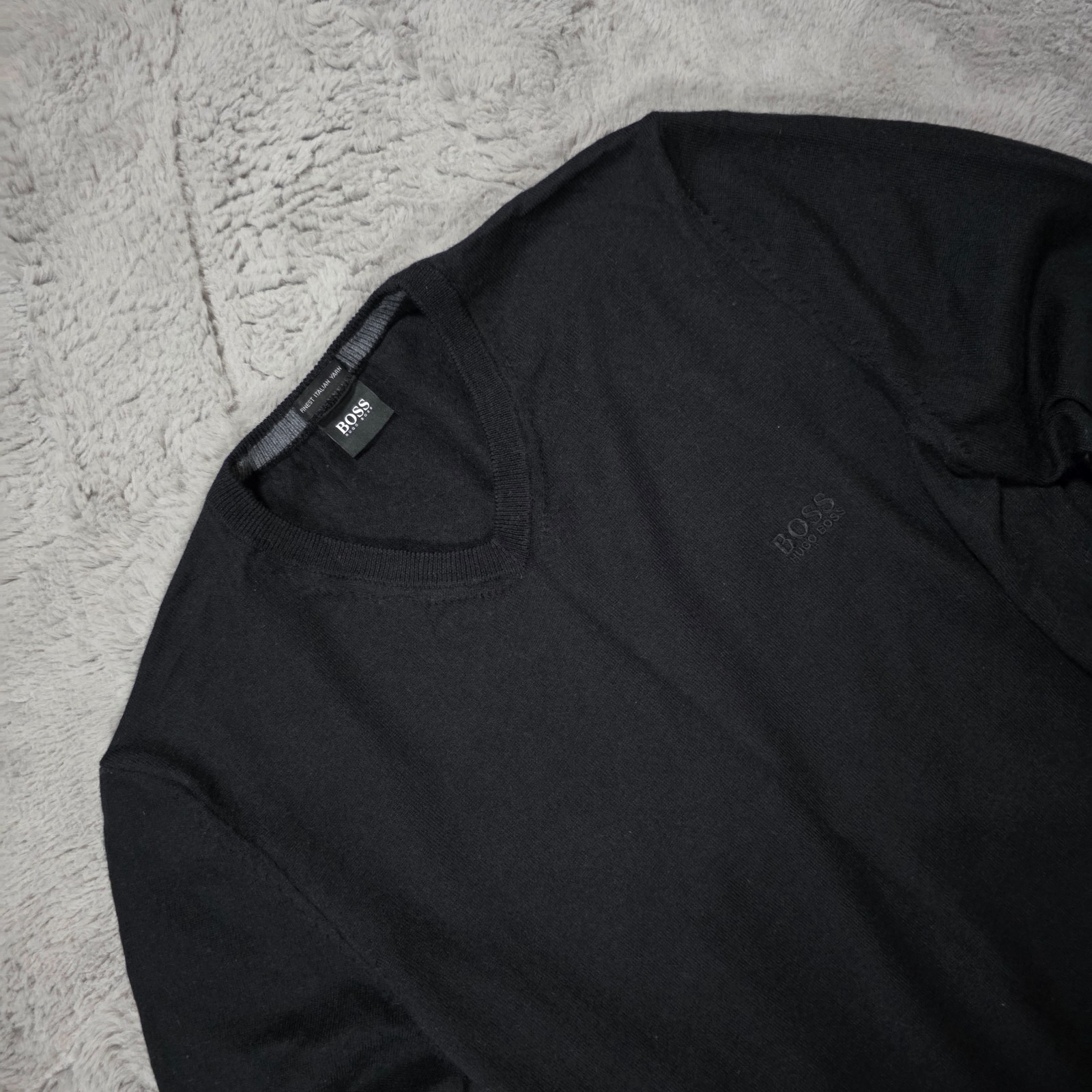 Hugo Boss Wool Jumper Mens Fits Small Black V Neck Designer Finest Italian Yarn image 5