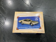 Hallmark Keepsake Classic American Cars 1966 Oldsmobile Toronado Ornament 2004 Hallmark Keepsake Classic American Cars 1966 Oldsmobile Toronado Ornament 2004