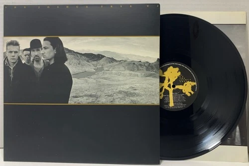 LP U2 The Joshua Tree U26 Gatefold with Poster Lyrics Vinyl EXCELLENT Cover EX