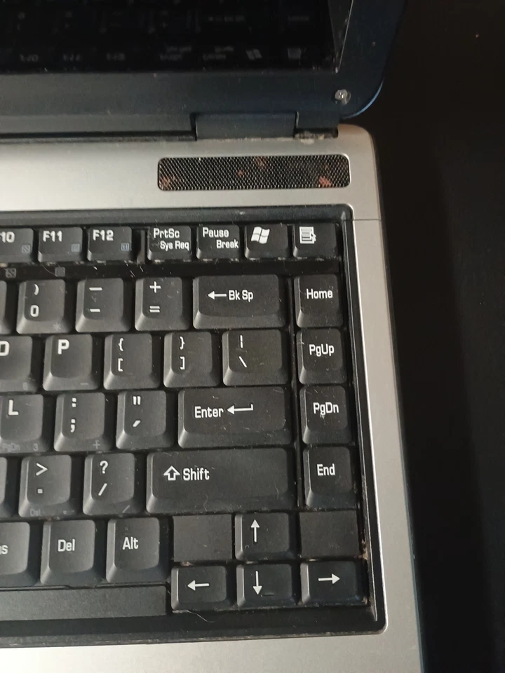 toshiba satellite laptop M115-S3094 - Image 3 of 4