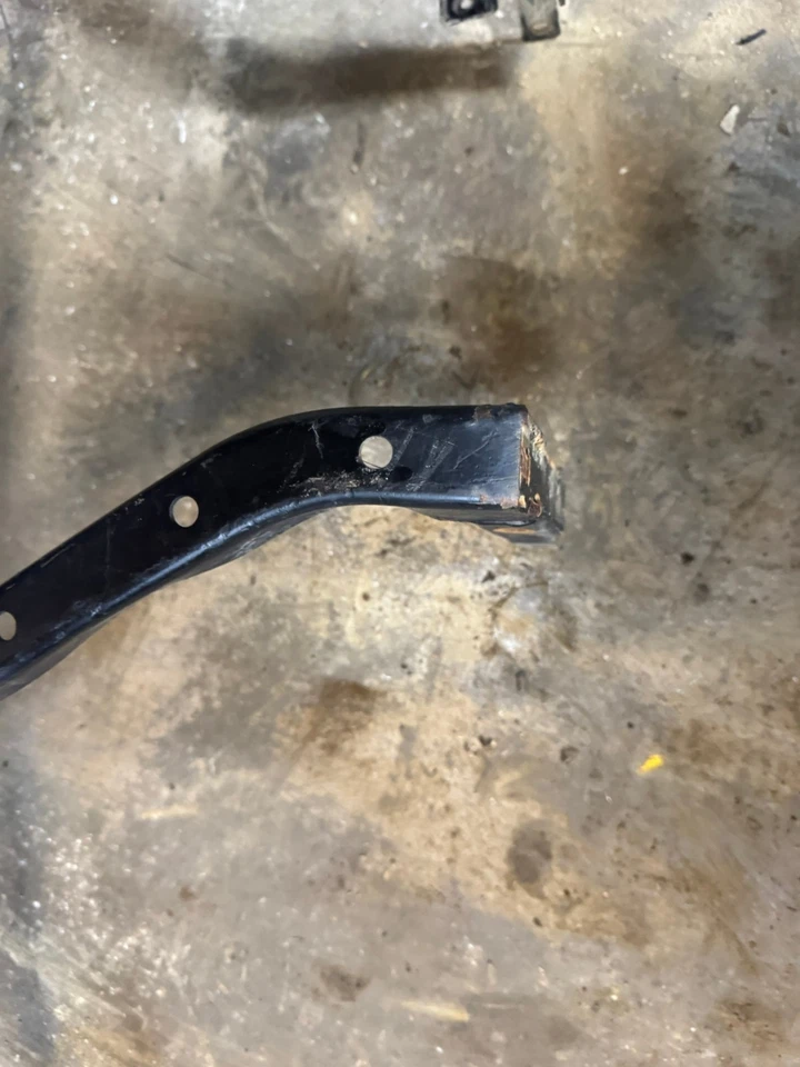 03-08 POLARIS MAGNUM 330 4X4 SOPORTE BASTIDOR SOPORTE TRASERO Foto 4 de 4