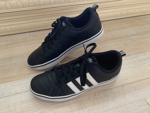 Adidas Turnschuhe VS Pace schwarz 3 Streifen Herren US Größe 9,5