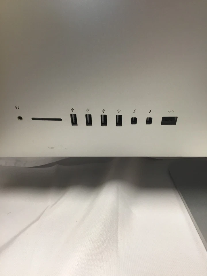 Apple iMac "Core i5" 3.2 27" (5K, Late 2015) - A1419 (EMC 2834) - Grade C - Image 4 of 4