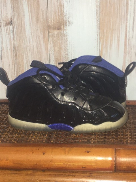 blue and white space jams