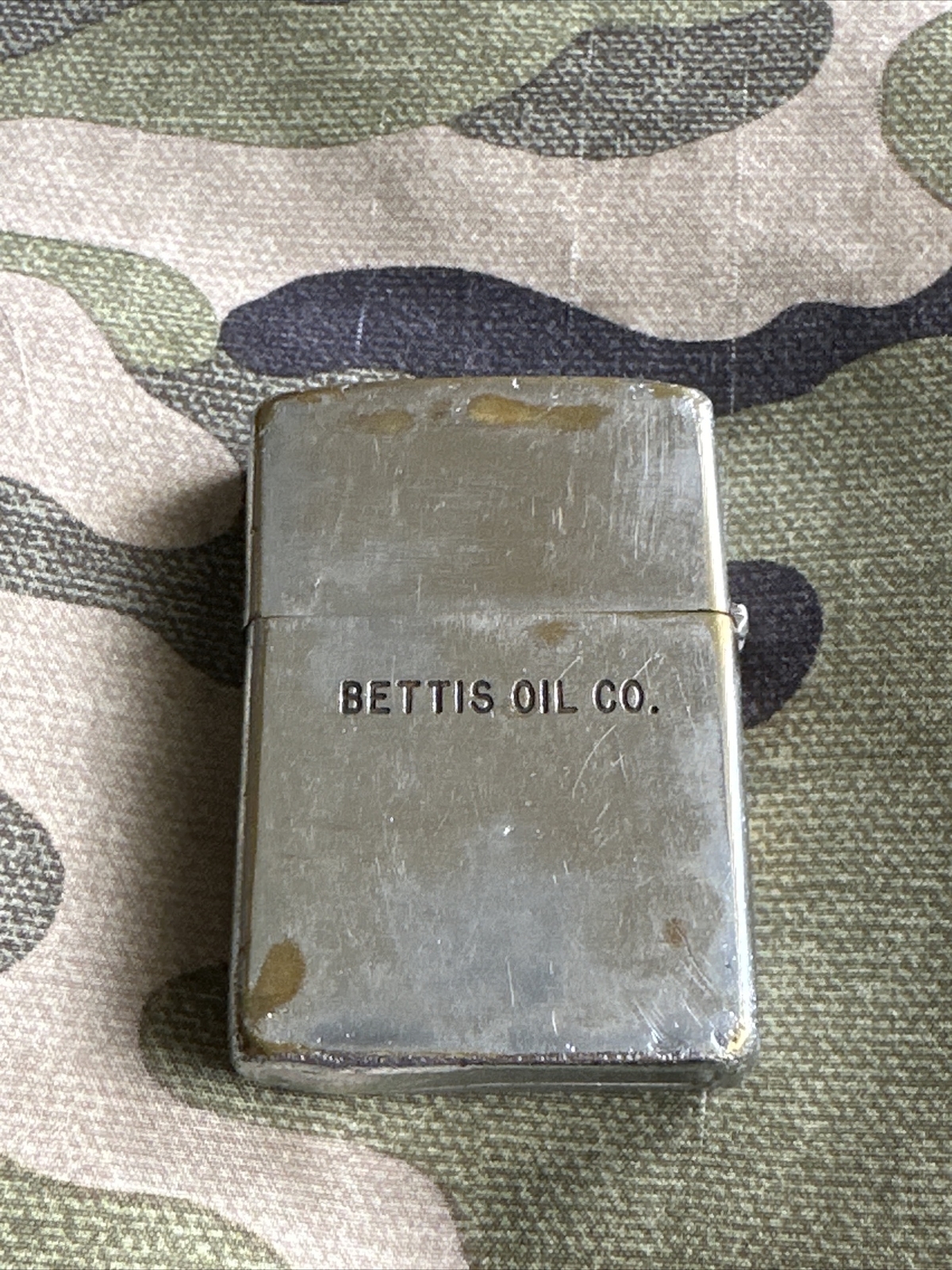 1971 Zippo Lighter - Quaker State Motor Oil - Engine Life Preserver - Bettis