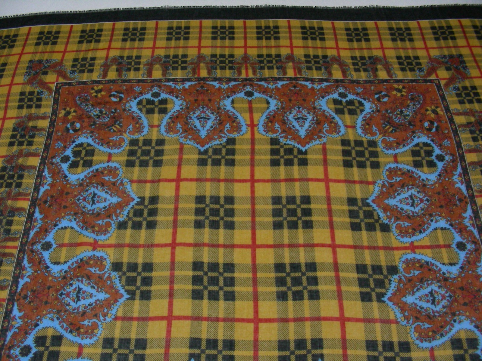 GEOMETRIC PATTERNED - LIGHTWEIGHT POLYESTER - 46"… - image 5