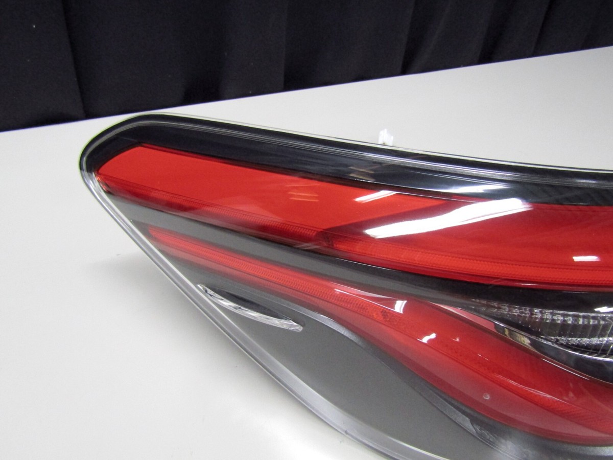 Toyota Crown ARS220 AZSH20 AZSH21 GWS224 Genuine LED Left