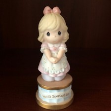 Precious Moments ..... World's Sweetest Girl  491594 ... Little Moments