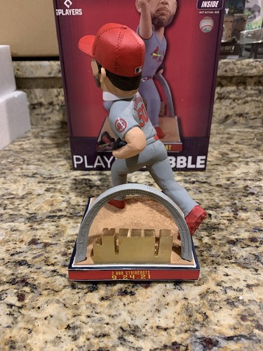 Adam Wainwright St Louis Cardinals Arch 2000 Strike Out FOCO Bobblehead #89 - Picture 4 of 6