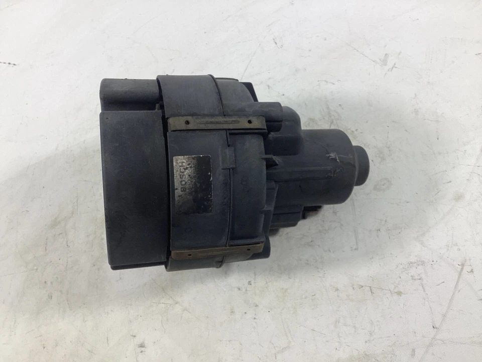 Оригинальный вторичный насос впрыска воздуха смога для Mercedes S63 S65 CL63 AMG 2007-2012 годов выпуска. - Изображение 3 из 4