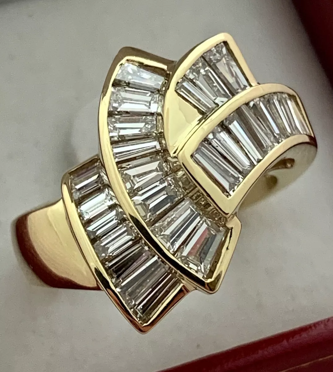 Cartier baguette shop ring