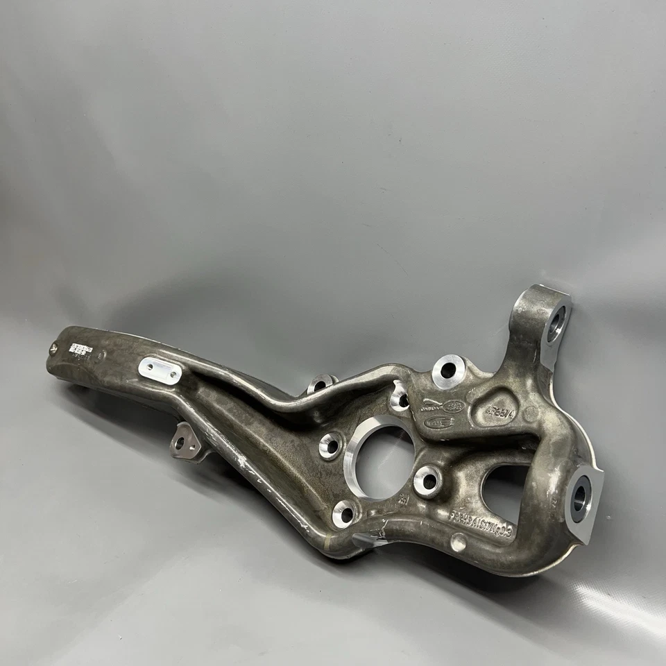 ОРИГИНАЛЬНЫЙ КУЛАК ПРАВЫЙ ПЕРЕДНИЙ JAGUAR F-PACE 2018 2019 2020 HK83-3K185-BD - Изображение 4 из 4