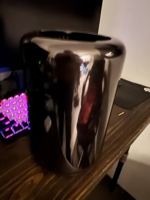 Apple Mac Pro 2013 TRASH CAN 12 Core Xeon E5 2.7GHZ 32GB 128SSD AMD D700 6GB OSX