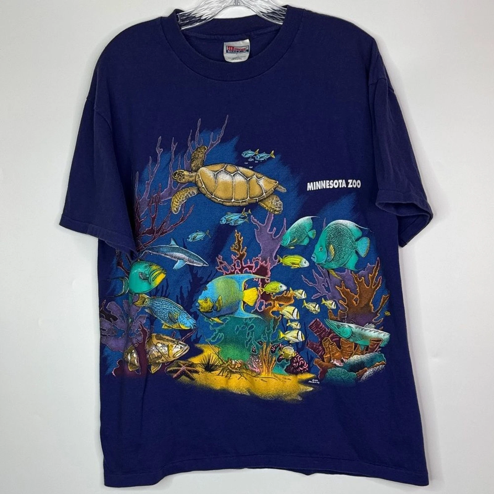 Vintage Hanes Beefy Minnesota Zoo Blue Aquarium Fish Shirt Size Large 1998