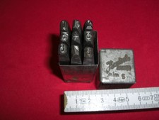 Stare liczby uderzeń w blaszanym pudełku 5 mm Oldtimer Stare narzędzie Oldtimer Punchen