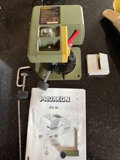 Proxxon KG 50 Kappgerät mit Zubehör und Bedienungsanleitung