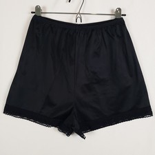 Vanity Fair Nylon Pettipants Womens Medium 14" Bloomer Lace Trim Hi-Rise Black