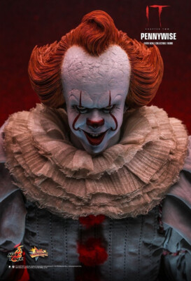 Hot Toys IT Chapter 2 Pennywise 1/6th Scale Collectible