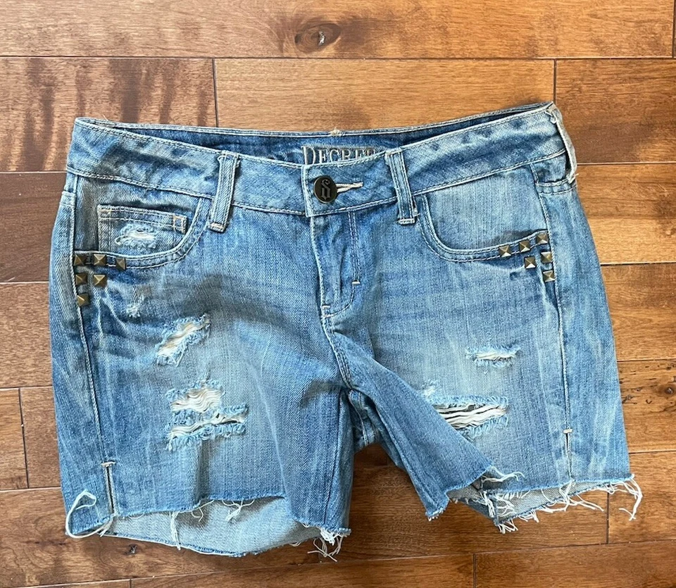Pantalones Cortos Decree Jean Para Mujer Talla Junior 3 Denim Botín Pantalones Cortos Envejecidos Foto 2 de 3