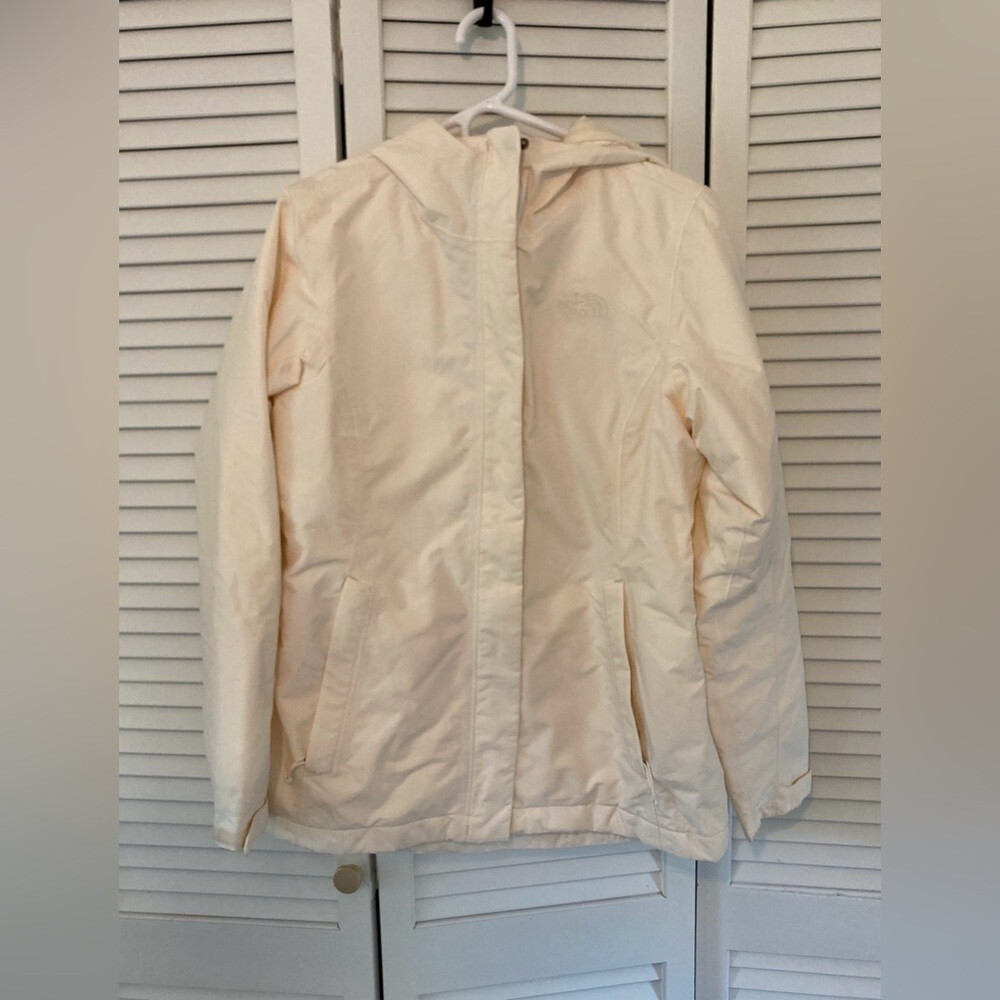 Women's Ivory North Face Insulated Parka, Nylon/Polyester, Two way Zipper, Med