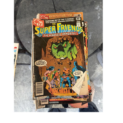 DC Comics Super Friends #35 Bronze Age ''The Mindless Immortal!'' Fradon Smith