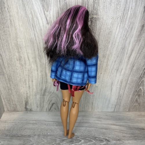 Barbie Extra # 13 Jersey Curvy Puppe - Bild 5 von 5