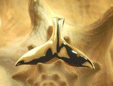 37MM SOLID 14K YELLOW GOLD SHINY HAWAIIAN HUMPBACK WHALE TAIL SLIDE PENDANT