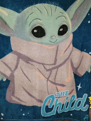 Star Wars: Mandalorian Little Bounty The Child Grogu Throw Blanket Blue  48x60