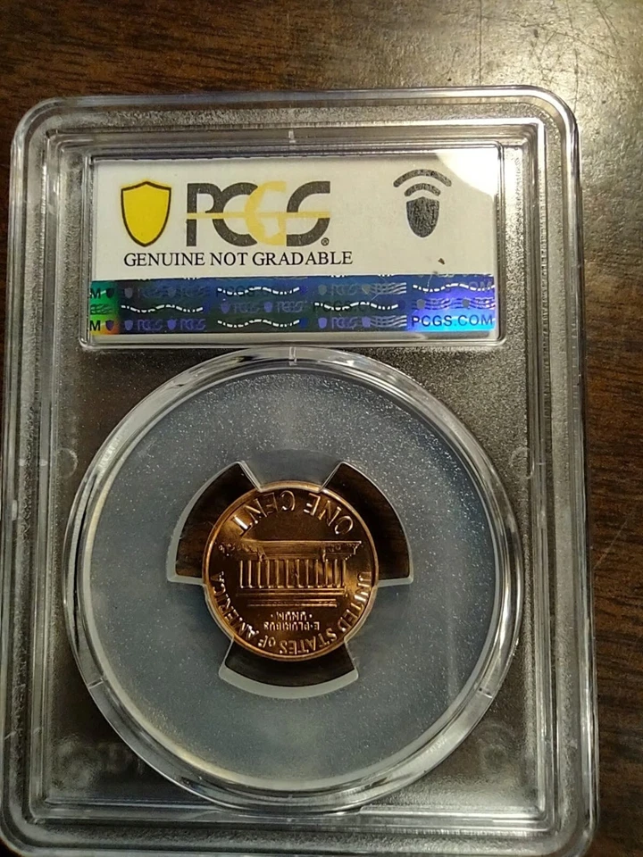 Ultra Rare 1999 U.S. 1C Cent Uncirculated PGCS Damage Error Penny - Scarce !!! - Image 2 of 4