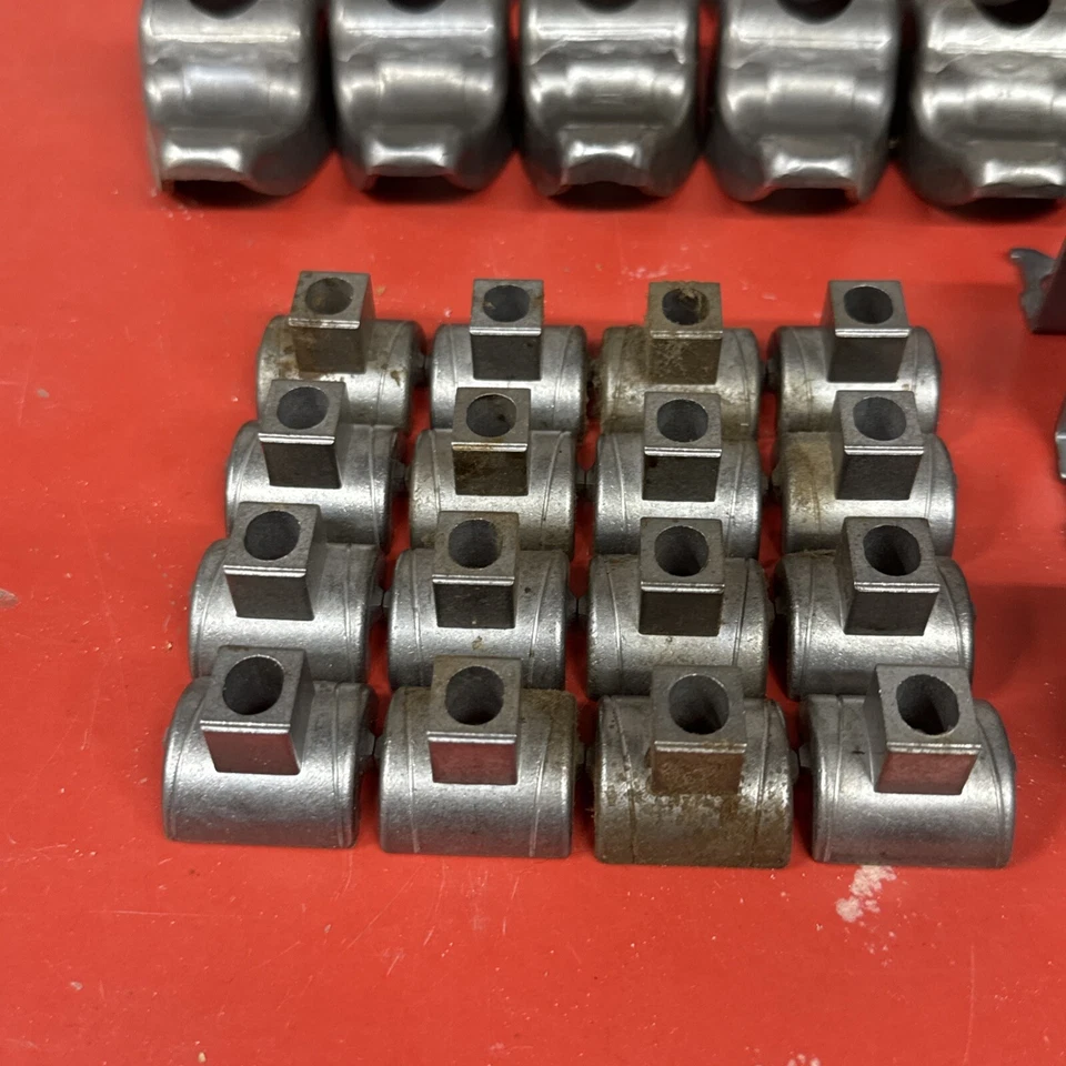 Juego de brazo basculante Elgin hecho en EE. UU. para motores V8 Oldsmobile 260 307 350 1980-1990 Foto 3 de 4