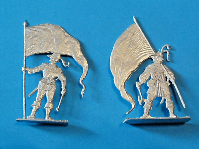 Plats d'étain - Zinnflachfiguren - Flat tin : BAU - 32 soldats du moyen-âge
