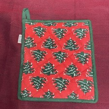Waechtersbach Red Christmas Tree Pot Holder