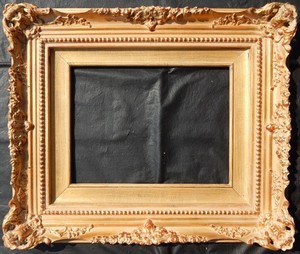 STUNNING French Louis XVI Style Hand Carved Mid-Century 12" x 16" Wood Frame NR