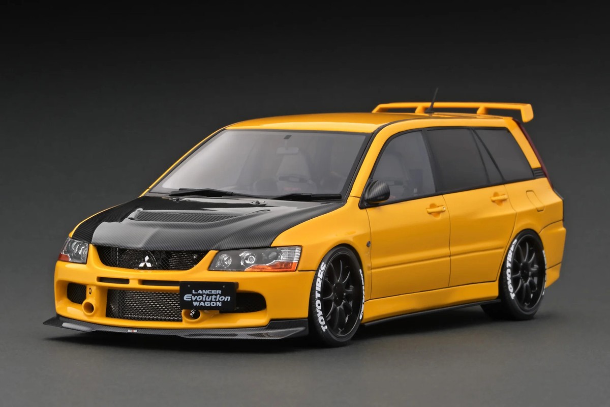 1:18 Mitsubishi Lancer Evo IX (9) Wagon (CT9W) -- Yellow