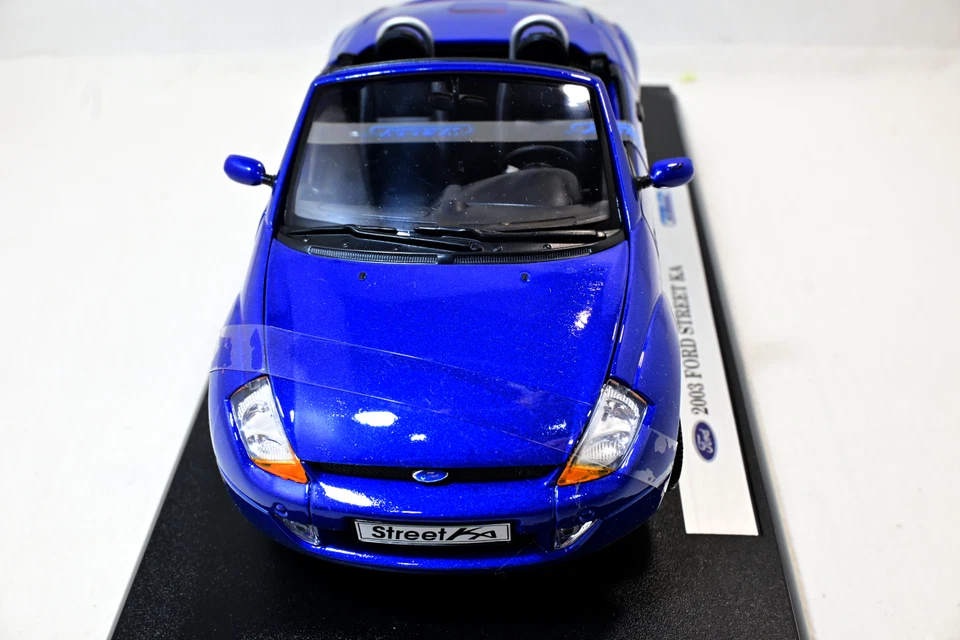 Ford Streetr Ka 1/18 2003  Welly  - Immagine 2 di 4