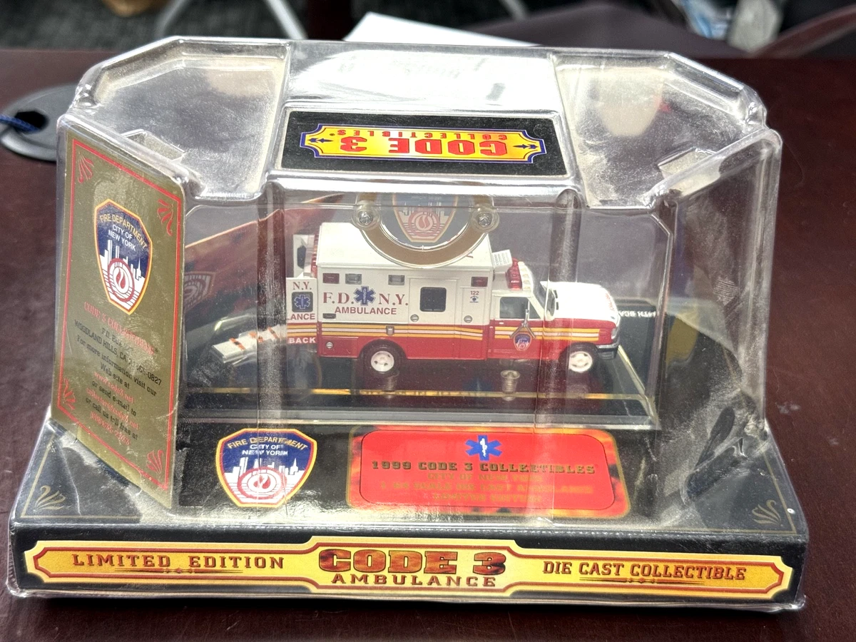 未使用 CODE3 AMBULANCE DIE CAST ミニカー Code 3 Diecast Ambulances for sale | eBay