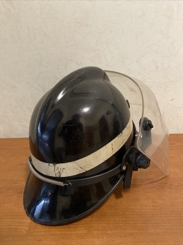 Vintage Casco Con Visiera Vigili Del Fuoco Firefighters Helmet with Face Shield - Foto 4 di 8