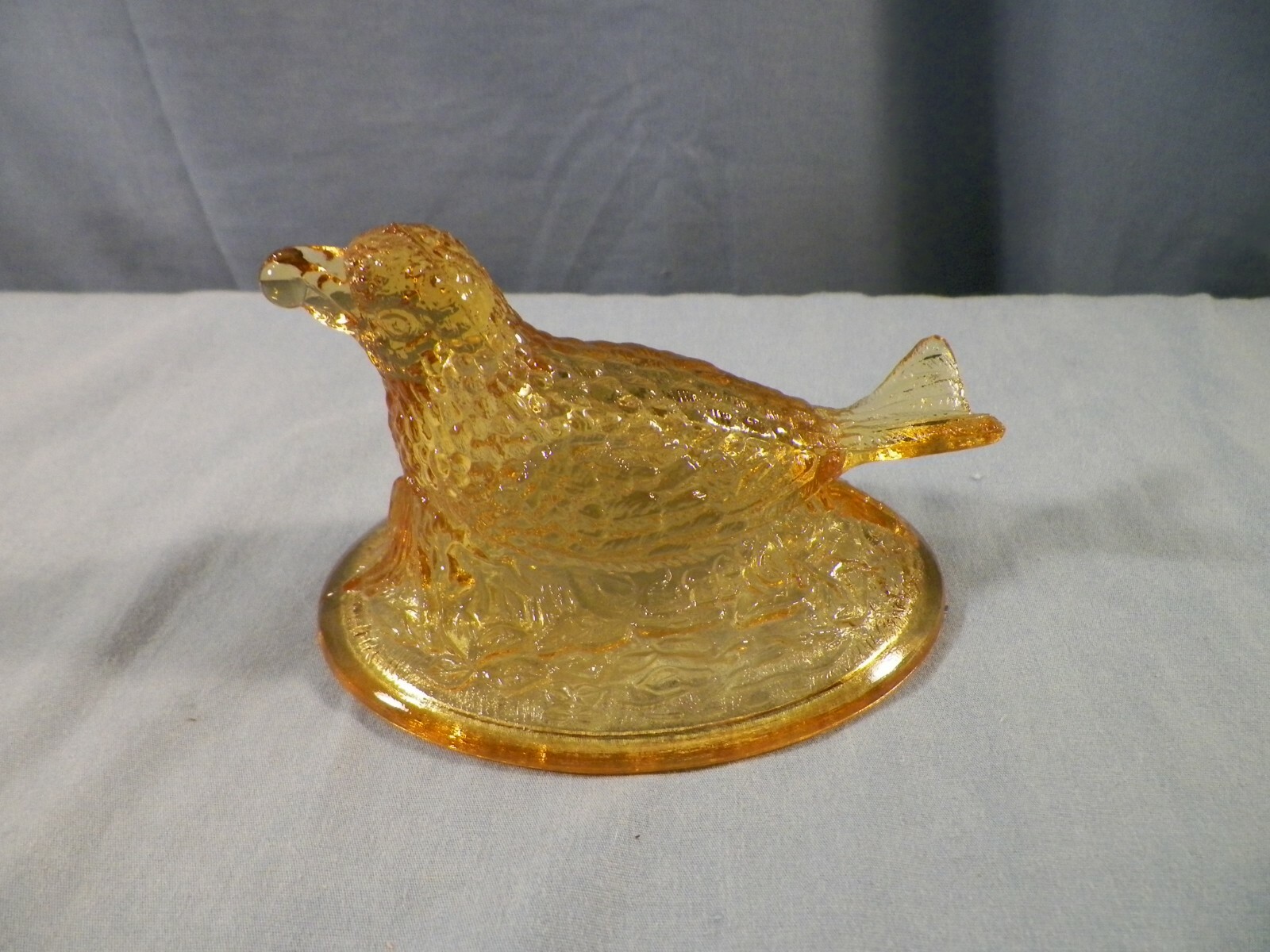 L.G. Wright Amber Glass Bird w/ Berry in Mouth Covered Candy Dish LID ONLY