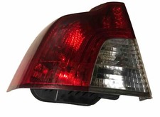 Volvo S40 S Rear Tail Light Right Offside O/S Saloon 2008 OEM 31214607. N45-36