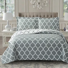 Meridian Oversized Reversible Print Wrinkle Free Coverlet Set