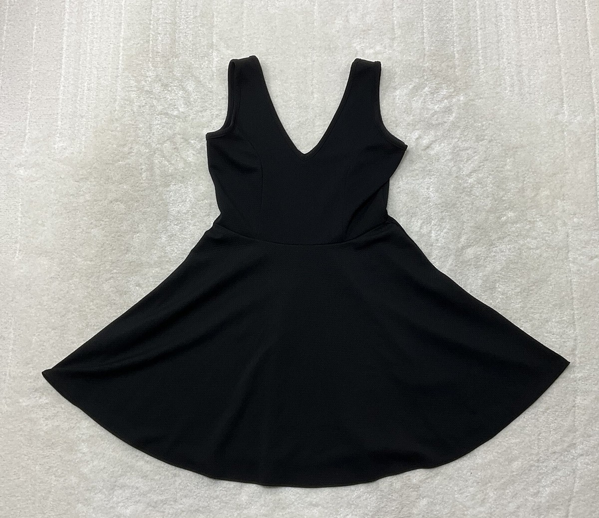 Olivia Rae Womens Juniors Size M Black Plunge V Neck Fit and Flare Dress