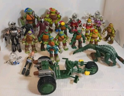 LOT OF  TMNT 2012- 14  Viacom Action figures  Ninja Turtles Playmates +trike 