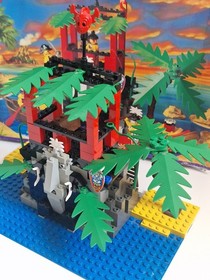 Lego vintage set Legoland Pirates 6264 Forbidden Cove, with box and instructions