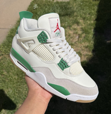 Jordan Air Jordan 4 Retro SP x Nike SB  Pine Green 
